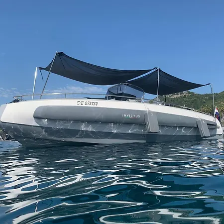 Bateau-hôtel Invictus Tt 280 - Luxury And Private Daily Cruiser Experience In Dubrovnik, Tailor Made