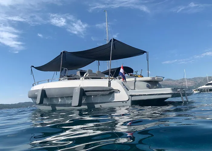 ספינת מלון Invictus Tt 280 - Luxury And Private Daily Cruiser Experience In Dubrovnik, Tailor Made *